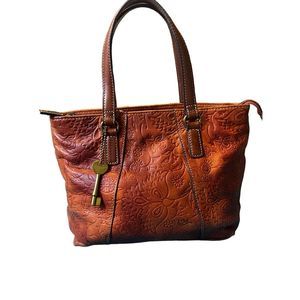 Fossil Embossed leather mini bag cognac ￼